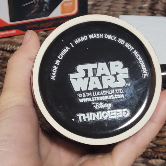 Star Wars Kylo Ren Heat Change Mug 2015 ThinkGeek Exclusive - Picture 8 of 9